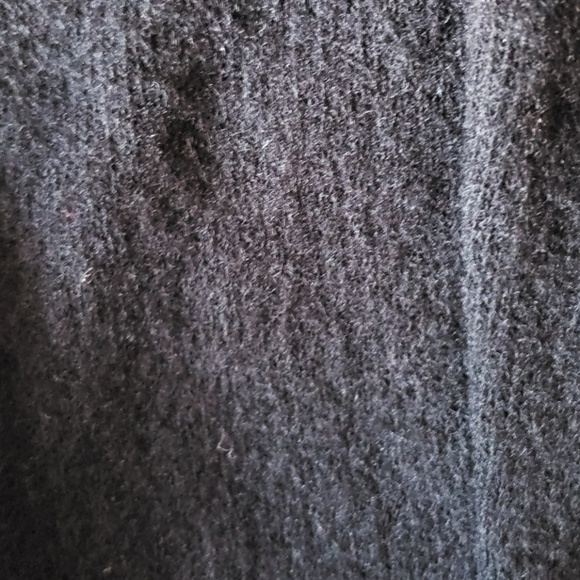 Windsor gray long sleeve tee with zipper shoulder accent - Picture 4 of 4